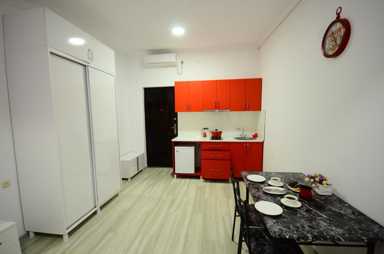 Aparthotel My Home Batumi Exterior foto