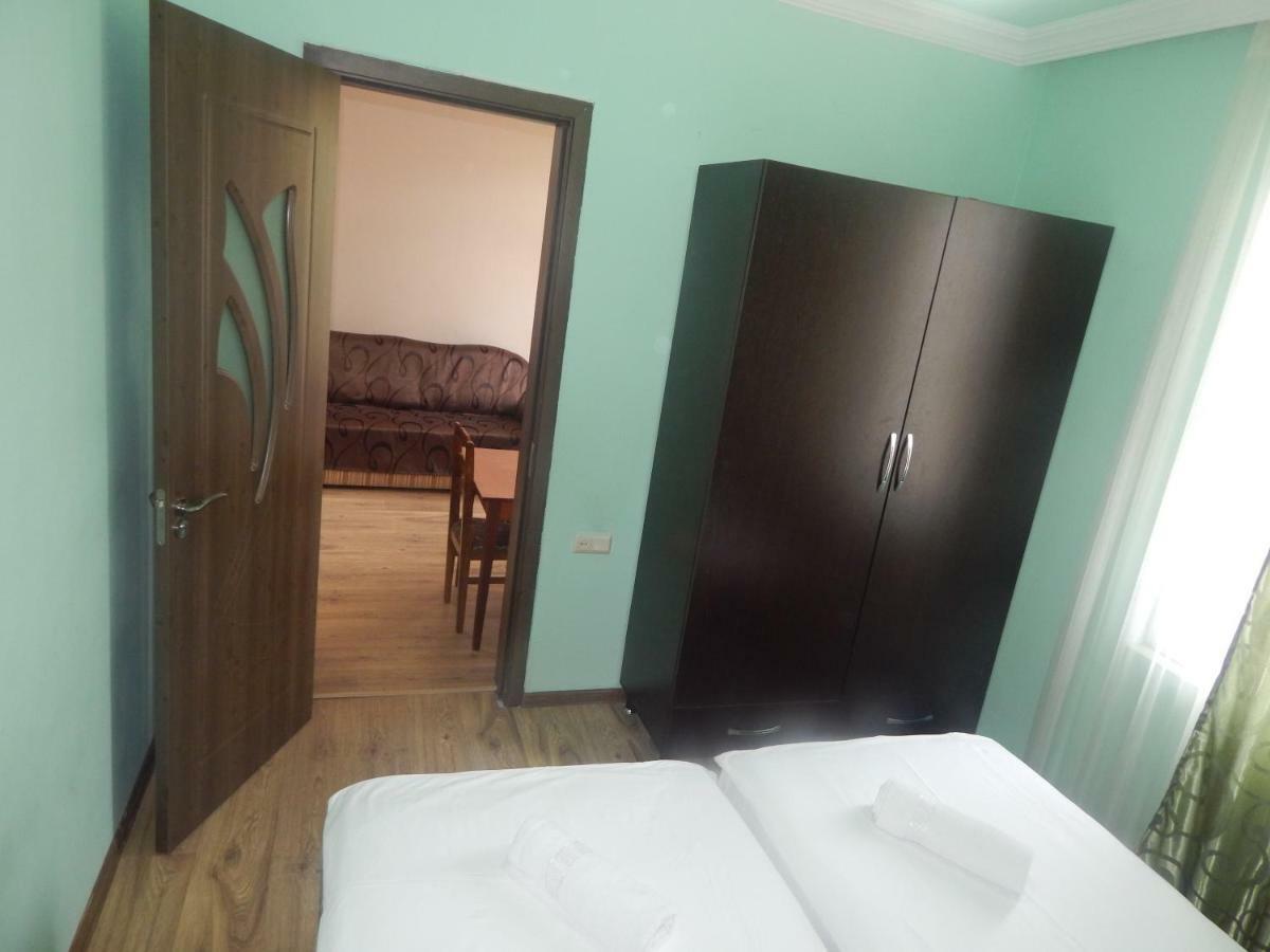 Aparthotel My Home Batumi Exterior foto